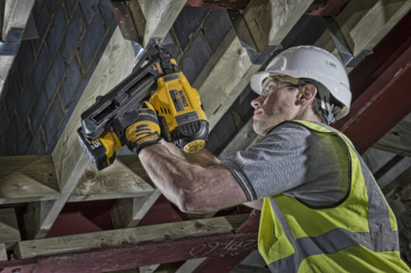 DeWalt Aku ankrunaelapüss DCN693P2 18V Rent - Image 4